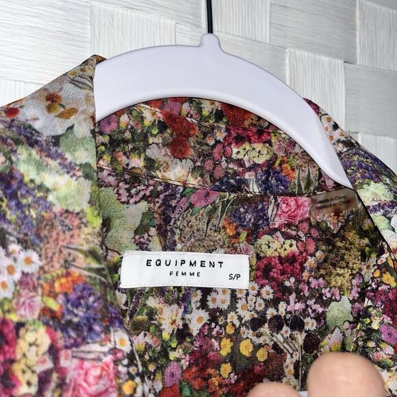 Equipment Femme Floral Silk Button Down Blouse Long Sleeve Shirt Womens Small - Picture 3 of 6